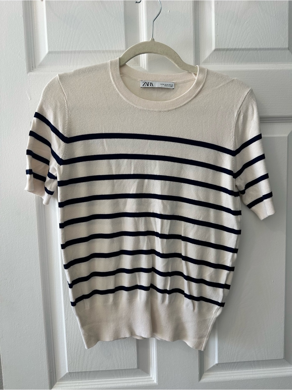 ZARA Cream & Navy Striped Short Sleeve Knit Top Size M